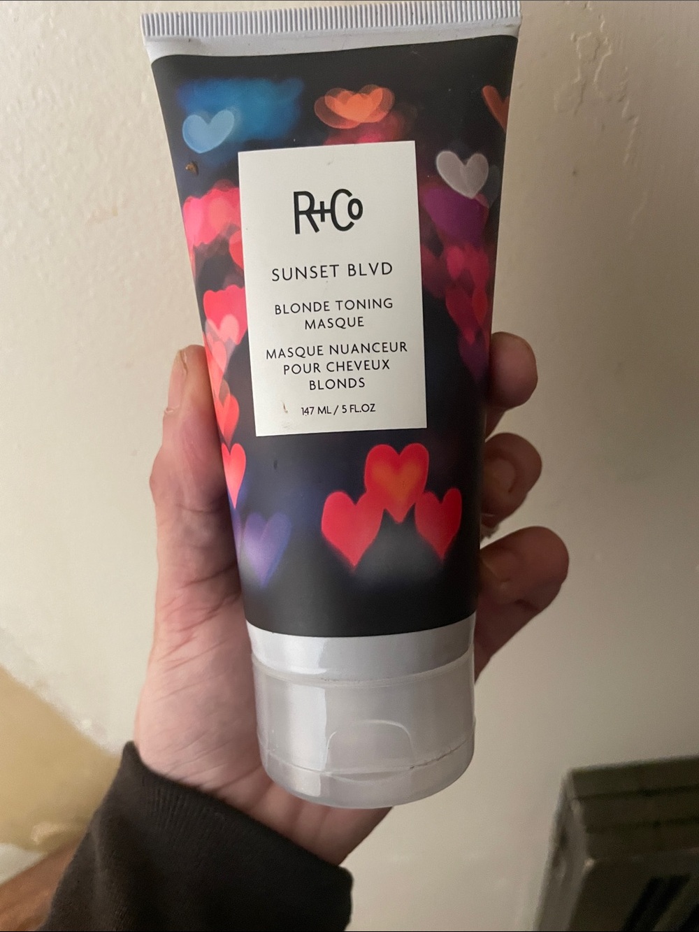 R+Co Blonde Toning Masque Tube with Black and Multicolored Hearts